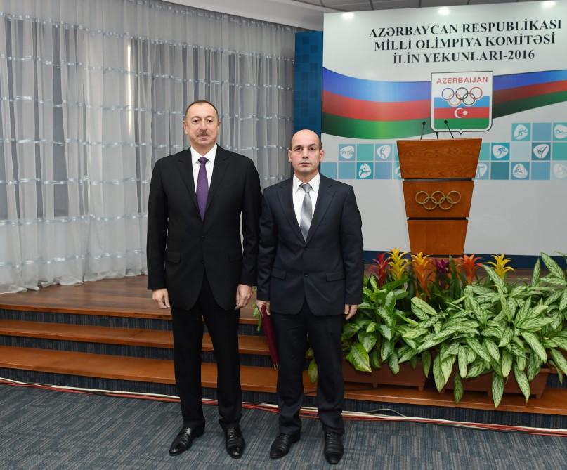 Prezident İlham Əliyev 2016-cı ilin idman yekunlarına həsr olunan mərasimdə iştirak edib (YENİLƏNİB-2) (FOTO)
