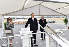 Prezident İlham Əliyev və xanımı Yasamal Yaşayış Kompleksində ilk 9 mərtəbəli binanın və məktəb binasının təməlqoyma mərasimində iştirak ediblər (YENİLƏNİB-2) (FOTO)