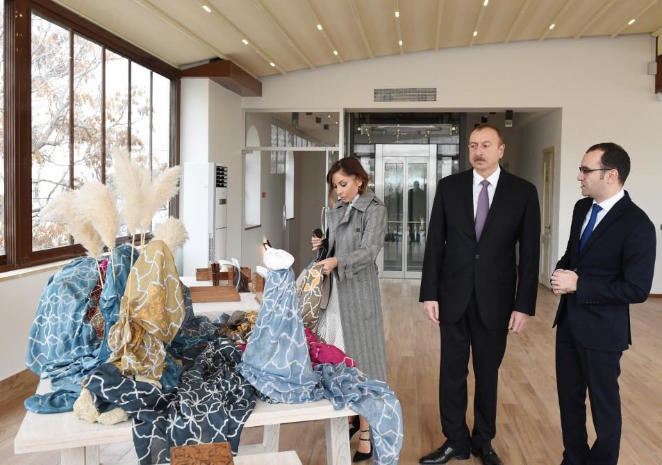 Prezident İlham Əliyev və xanımı İçərişəhərdə Marionet Teatrının açılışında iştirak ediblər (FOTO) (YENİLƏNİB)
