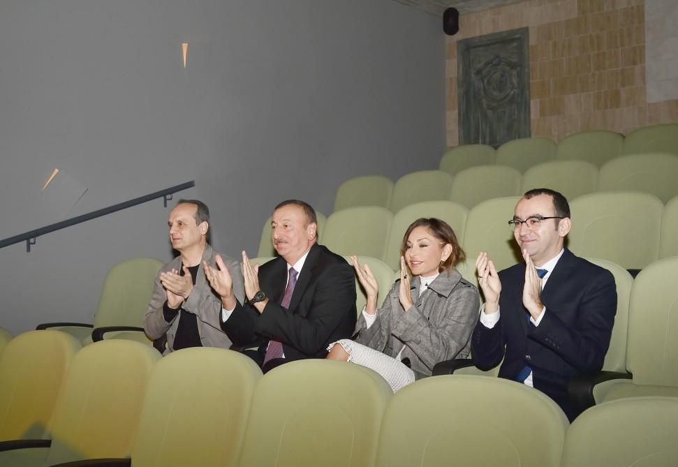 Prezident İlham Əliyev və xanımı İçərişəhərdə Marionet Teatrının açılışında iştirak ediblər (FOTO) (YENİLƏNİB)