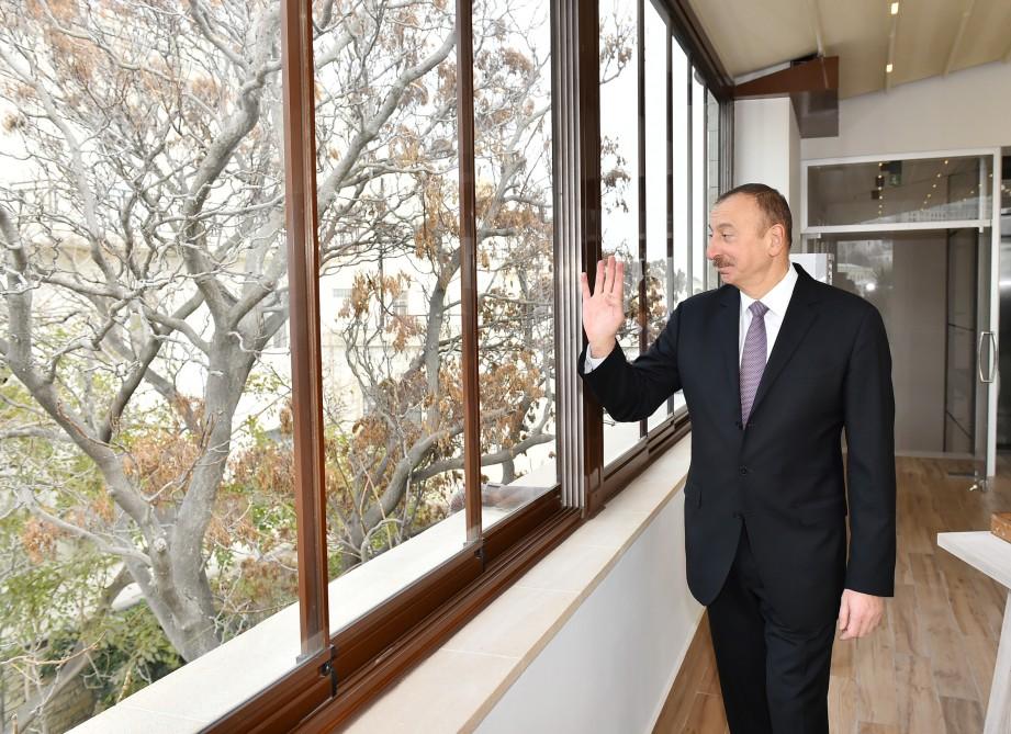 Prezident İlham Əliyev və xanımı İçərişəhərdə Marionet Teatrının açılışında iştirak ediblər (FOTO) (YENİLƏNİB)