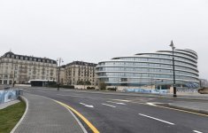 Prezident İlham Əliyev və xanımı "Bakı Ağ Şəhər"də görülən işlərlə tanış olublar (YENİLƏNİB)  (FOTO)