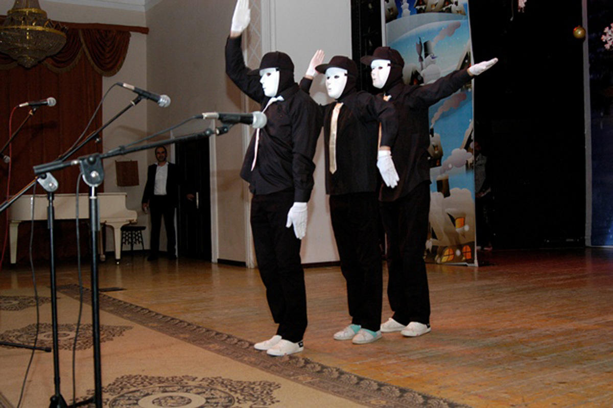 Tanınmış müğənnilər "Səma" rəqs ansablının konsertində  (FOTO)