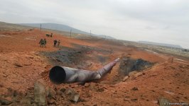 Bakıda qaz kəmərindəki yanğın söndürüldü (YENİLƏNİB-2)  (FOTO)
