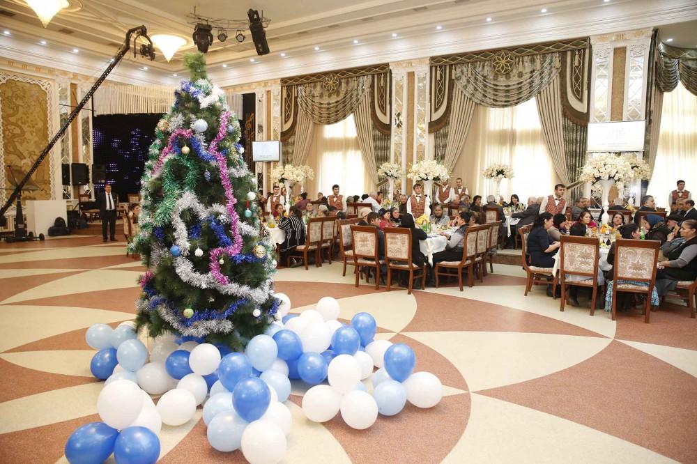 Heydər Əliyev Fondunun təşəbbüsü ilə 165 mindən çox aztəminatlı ailəyə bayram sovqatları verilib (FOTO)