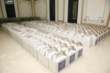 Heydər Əliyev Fondunun təşəbbüsü ilə 165 mindən çox aztəminatlı ailəyə bayram sovqatları verilib (FOTO)