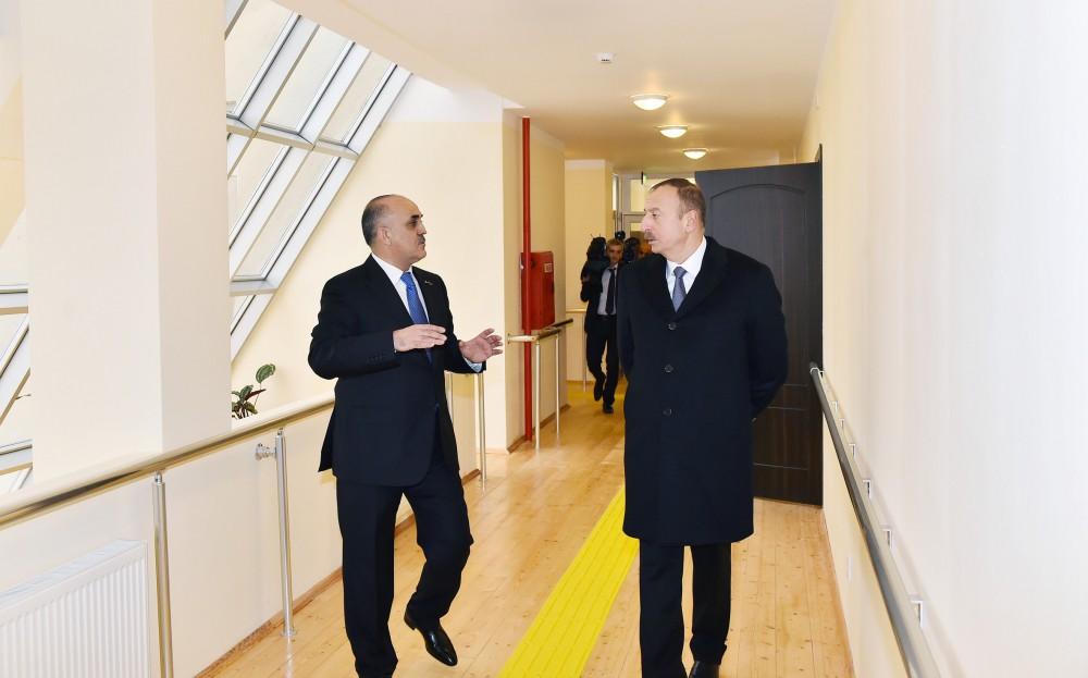 Prezident İlham Əliyev və xanımı əlillər üçün sosial reabilitasiya mərkəzlərinin və sığınacaqların açılışında iştirak ediblər (YENİLƏNİB) FOTO)