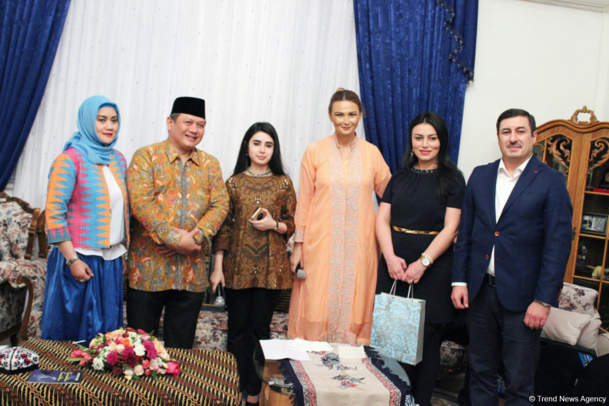 Azərbaycan-İndoneziya dostluq gecəsi keçirilib (FOTO)