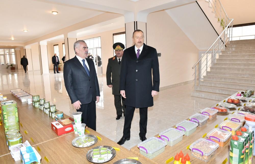 Əlahiddə Ümumqoşun Ordusunun “N” saylı hərbi hissəsindəki əsgər yataqxanasının və Əsgəri-Məişət Kompleksinin açılışı olub  (FOTO)(YENİLƏNİB)