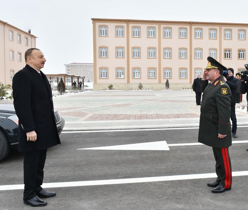 Əlahiddə Ümumqoşun Ordusunun “N” saylı hərbi hissəsindəki əsgər yataqxanasının və Əsgəri-Məişət Kompleksinin açılışı olub  (FOTO)(YENİLƏNİB)