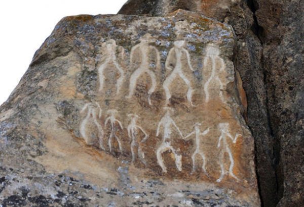 Qobustan qoruğuna gələn turistlərin sayı artıb