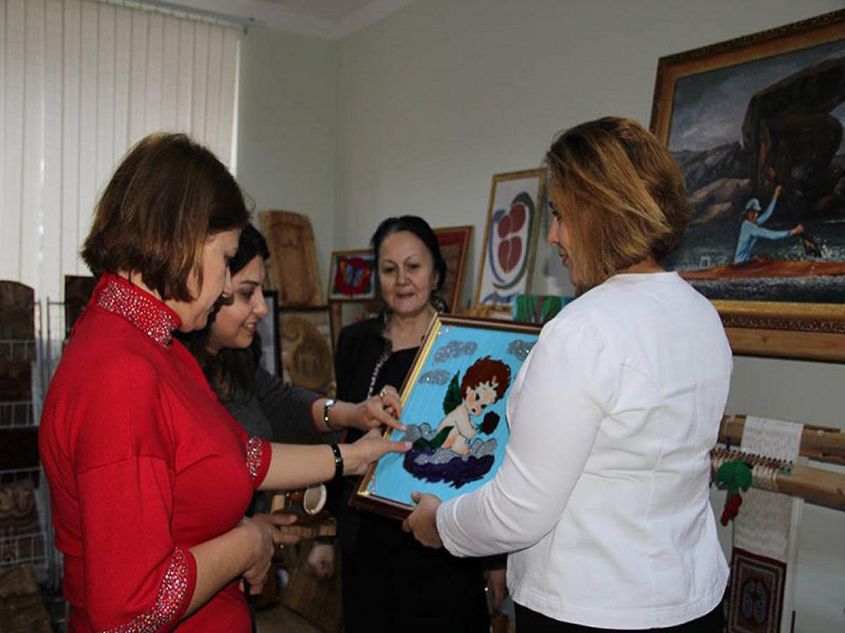 Bilik Fondu “Mədəni maarifləndimə” proqramı çərçivəsində filmlərin nümayişinə start verib (FOTO)