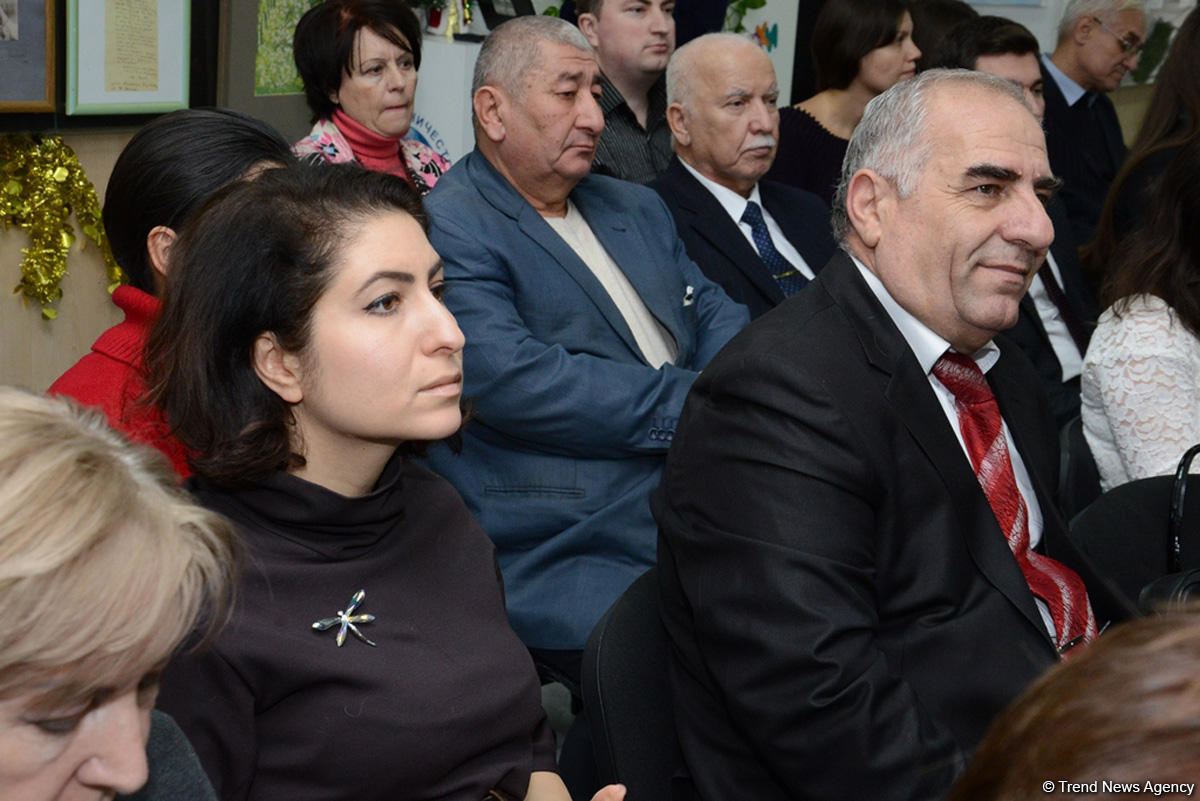 Trend-in Rus xəbərlər xidmətinin rəhbəri Rusiya səfirliyi tərəfindən diplomla təltif olunub (FOTO)