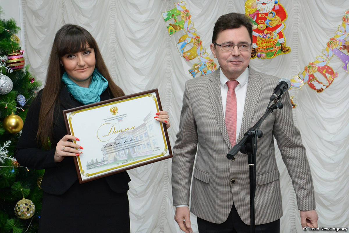 Trend-in Rus xəbərlər xidmətinin rəhbəri Rusiya səfirliyi tərəfindən diplomla təltif olunub (FOTO)