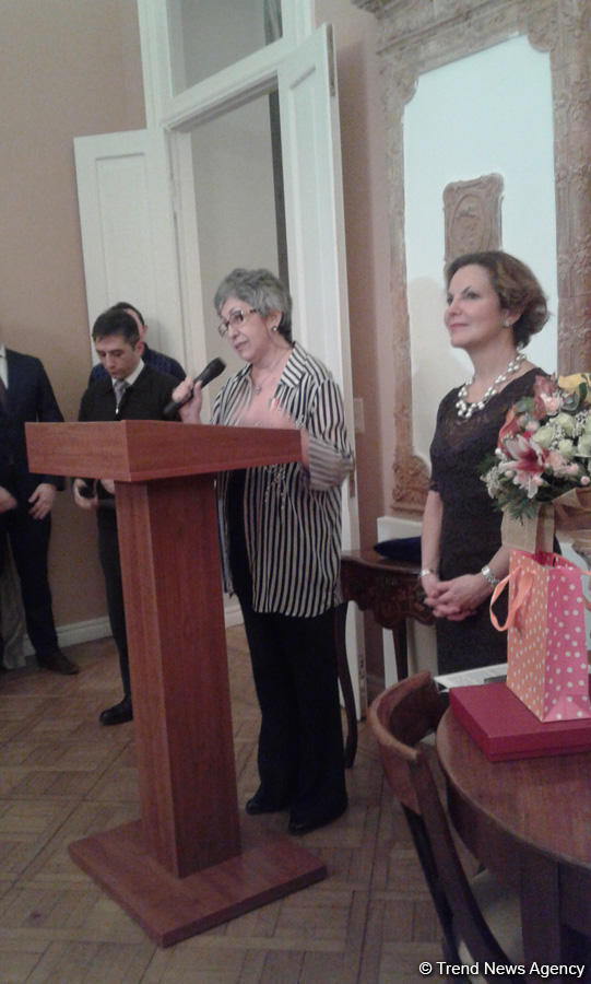 Azərbaycanlı xanım Fransa Xarici İşlər Nazirliyinin Fəxri medalı ilə təltif edilib  (FOTO)