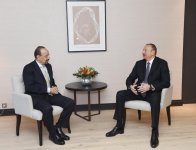 Prezident İlham Əliyev Səudiyyə Ərəbistanının energetika, sənaye və təbii sərvətlər naziri ilə görüşüb (FOTO) (YENİLƏNİB)