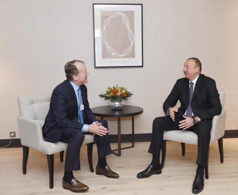 Prezident İlham Əliyev CISCO şirkətinin icraçı sədri ilə görüşüb (FOTO) (YENİLƏNİB)