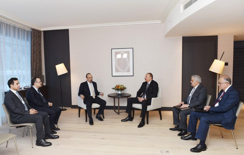Prezident İlham Əliyev Səudiyyə Ərəbistanının energetika, sənaye və təbii sərvətlər naziri ilə görüşüb (FOTO) (YENİLƏNİB)
