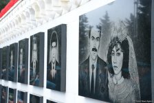 Azərbaycan ictimaiyyəti 20 Yanvar faciəsi qurbanlarının əziz xatirəsini yad edir (FOTO)