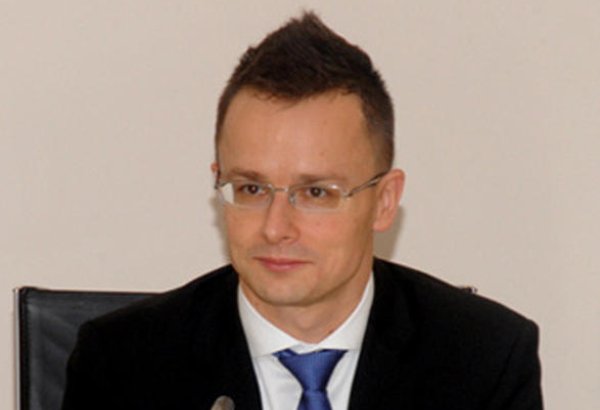 Gürcüstanda seçkilərdə Brüssel və liberaizm yox, suverenliyi, sülhü və ailəni dəstəkləyən hakim partiya qalib gəldi - Peter Siyarto