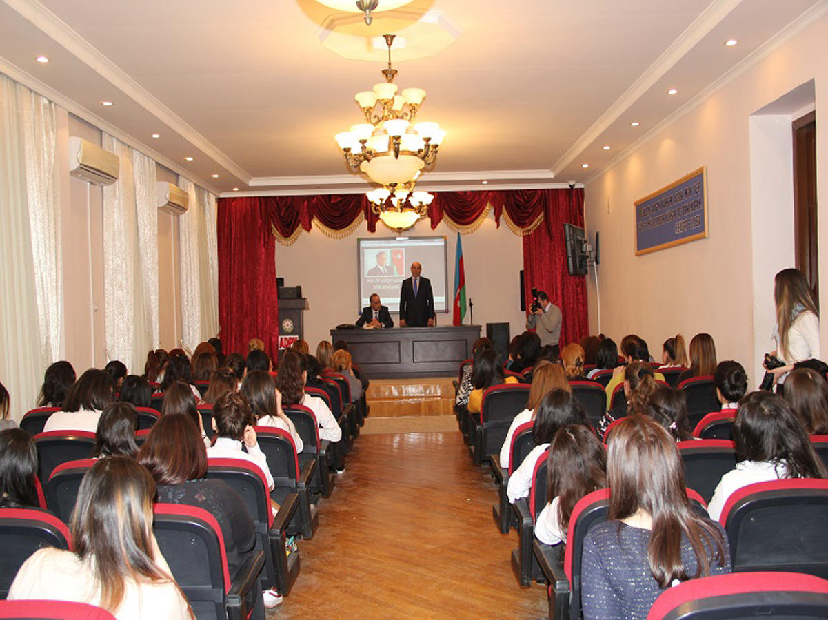 Bilik Fondu Pedaqoji Kolleclə memorandum imzalayıb  (FOTO)