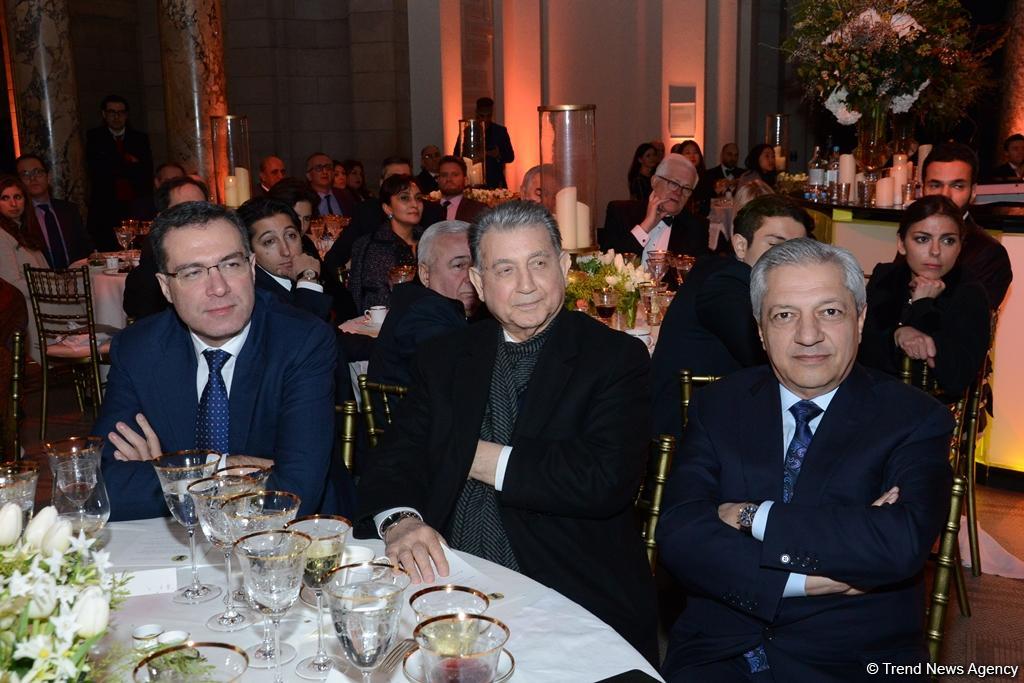 Londonda Viktoriya və Albert Muzeyində Azərbaycanı və Qafqazı öyrənən Britaniya Fondunun təntənəli təqdimatı keçirilib (FOTO)