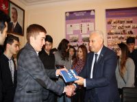 Bilik Fondunda Hikmət Babaoğlu ilə “İmzalı görüş”   (FOTO)