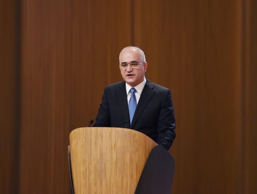 İqtisadiyyat naziri: Gəlirlərin azalmasına baxmayaraq, hesabat ilində bütün sosial layihələr tam icra olunub