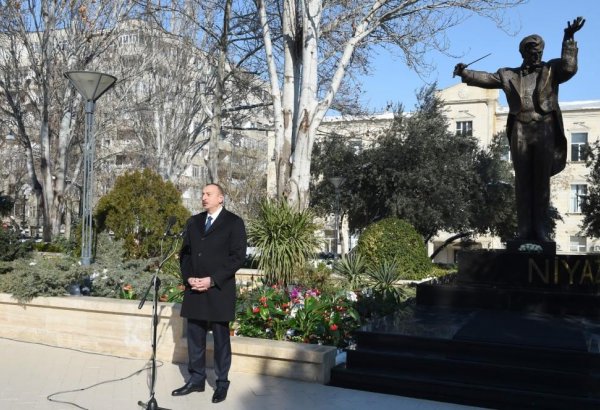 Prezident İlham Əliyev: Bizim gücümüzün mənbəyi milli tariximizdir, keçmişimizdir, mədəniyyətimizdir (YENİLƏNİB-2) (FOTO)