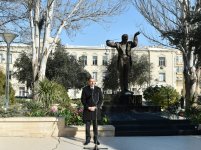 Prezident İlham Əliyev: Bizim gücümüzün mənbəyi milli tariximizdir, keçmişimizdir, mədəniyyətimizdir (YENİLƏNİB-2) (FOTO)