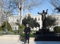 Prezident İlham Əliyev: Bizim gücümüzün mənbəyi milli tariximizdir, keçmişimizdir, mədəniyyətimizdir (YENİLƏNİB-2) (FOTO)