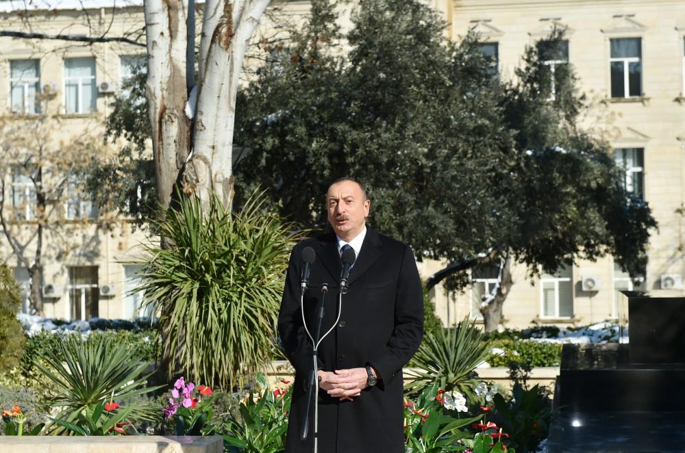 Prezident İlham Əliyev: Bizim gücümüzün mənbəyi milli tariximizdir, keçmişimizdir, mədəniyyətimizdir (YENİLƏNİB-2) (FOTO)