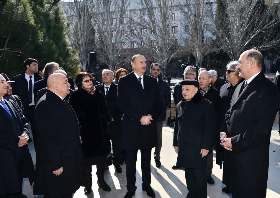 Prezident İlham Əliyev: Bizim gücümüzün mənbəyi milli tariximizdir, keçmişimizdir, mədəniyyətimizdir (YENİLƏNİB-2) (FOTO)