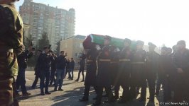 Şəhid Çingiz Qurbanovla vida mərasimi keçirilib (FOTO) (YENİLƏNİB-2)