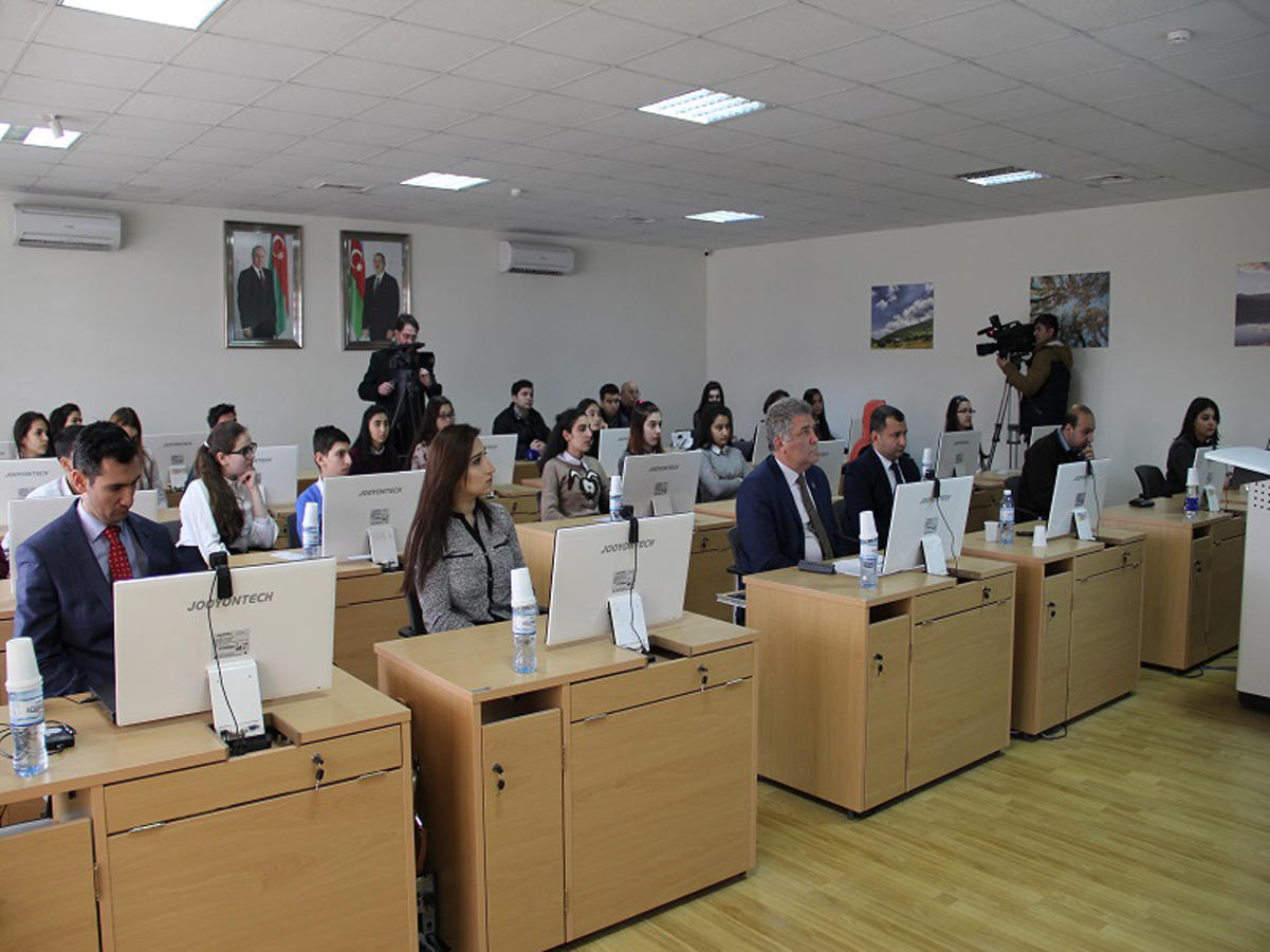 Təhlükəsiz internet günü ilə bağlı videokonfrans keçirilib  (FOTO)