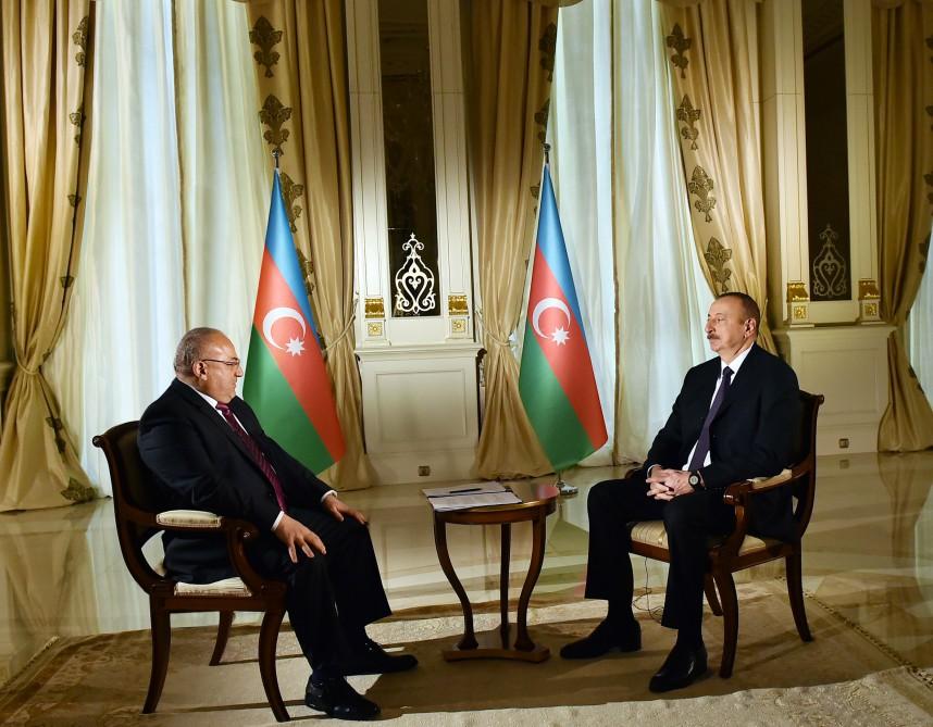 Prezident İlham Əliyev Əl-Cəzirə televiziyasının müxbirinə müsahibə verib