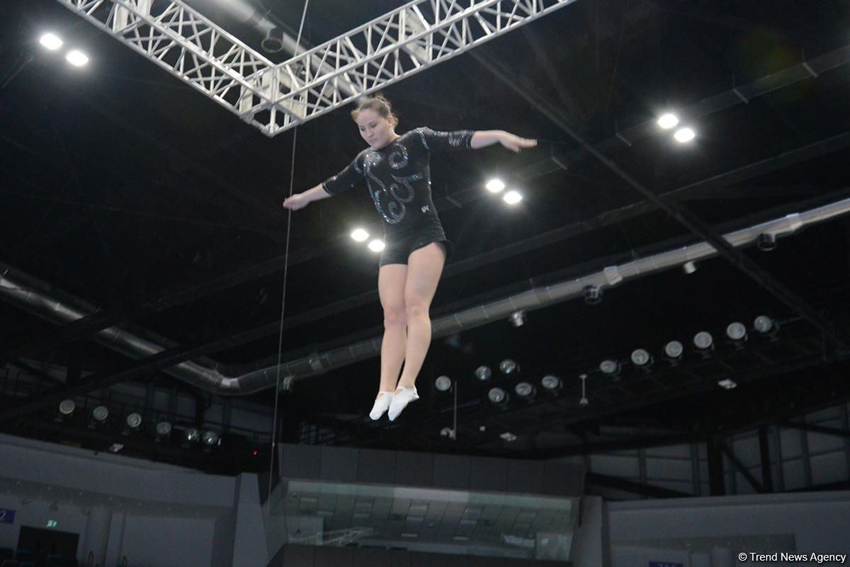 Bakıda Milli Gimnastika Arenasında batut gimanstikası və tamblinq üzrə Dünya Kuboku iştirakçılarının sınaq məşqi keçirilib FOTOREPORTAJ