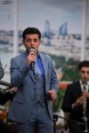 Fira canlı efirdə rəqqasə Renkaya "papito" oynatdı (VIDEO/FOTO)