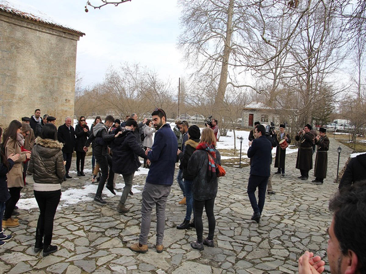 IV Beynəlxalq multikulturalizm məktəbinin iştirakçıları Qəbələdə  (FOTO)
