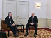 Prezident İlham Əliyev Münhendə “Leonardo” şirkətinin baş icraçı direktoru ilə görüşüb (FOTO)
