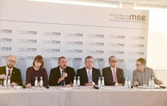 Prezident İlham Əliyev və xanımı Münxen Təhlükəsizlik Konfransı çərçivəsində keçirilən panel-müzakirədə iştirak ediblər (FOTO)