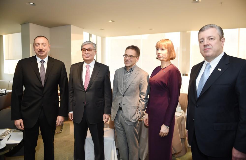 Prezident İlham Əliyev və xanımı Münxen Təhlükəsizlik Konfransı çərçivəsində keçirilən panel-müzakirədə iştirak ediblər (FOTO)