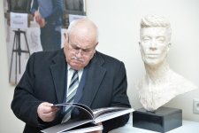 Aprel şəhidi olan heykəltəraşın sərgisinin açılışı olub (FOTO)