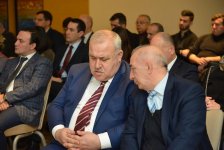 Bakıda turizmin inkişaf etdirilməsi məsələləri müzakirə olunub  (FOTO)