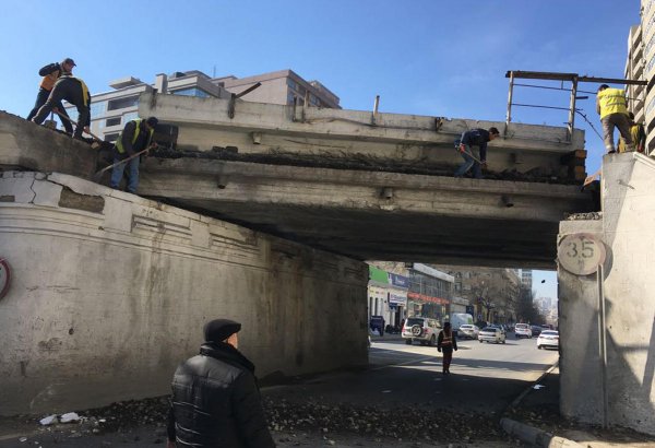"Azərbaycan Dəmir Yolları": Körpüdə kran aşmayıb, təmir işləri gedir