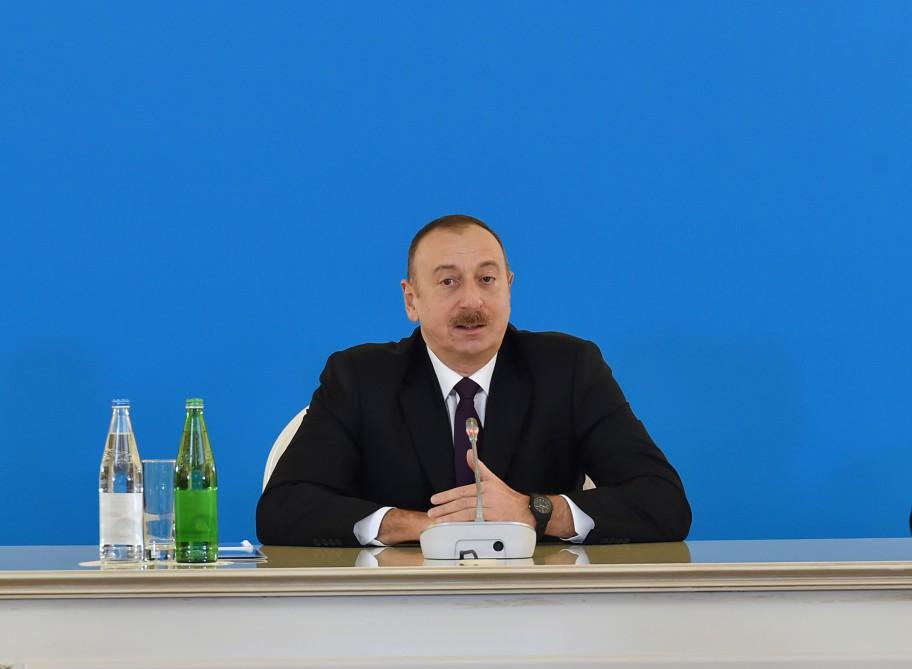 Prezident İlham Əliyev: Cənub Qaz Dəhlizi enerji təhlükəsizliyi məsələsidir və enerji təhlükəsizliyi ölkələrin milli təhlükəsizliyidir (FOTO) (YENİLƏNİB-3)