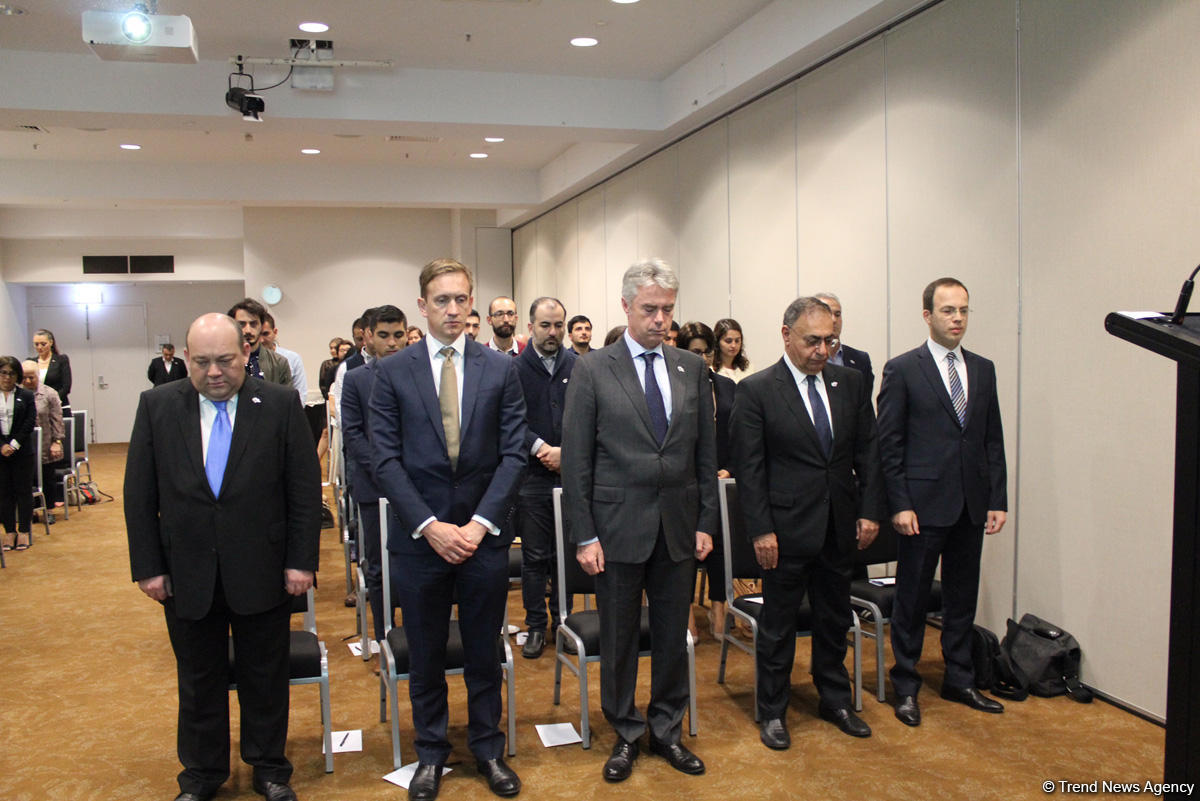 Avstraliyanın Melburn şəhərində Xocalı soyqırımı qurbanları anılıb (FOTO)