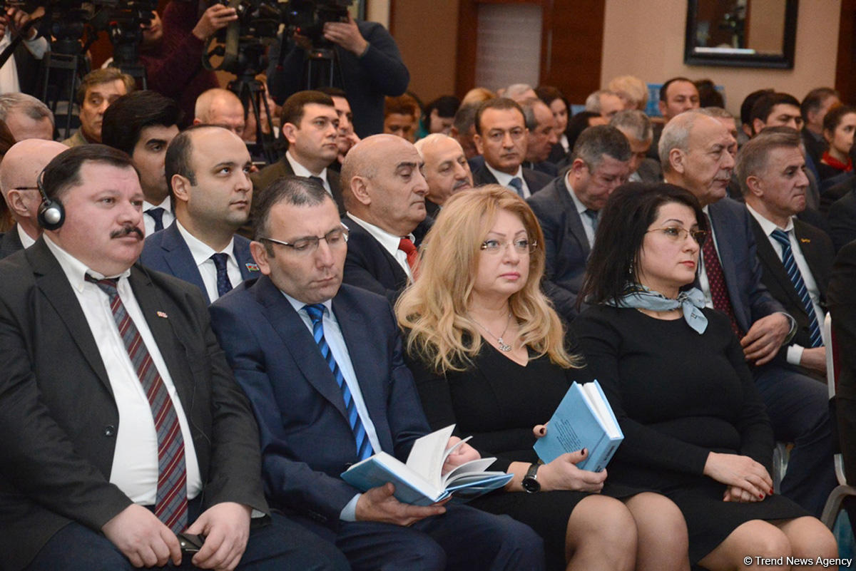 Əli Həsənov: İstəyirik ki, bütün bəşəriyyət Xocalı soyqırımını törədənlərə nifrət etsin (FOTO) (YENİLƏNİB)