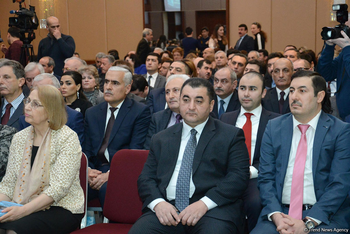 Əli Həsənov: İstəyirik ki, bütün bəşəriyyət Xocalı soyqırımını törədənlərə nifrət etsin (FOTO) (YENİLƏNİB)