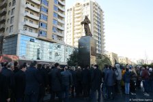 Azərbaycan ictimaiyyəti Xocalı soyqırımı qurbanlarının xatirəsini yad edir (FOTO)
